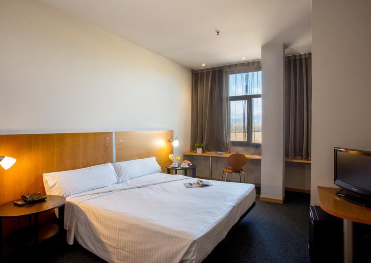 Doble Hotel Porta de Gallecs Mollet del Vallés Doble Hotel Porta de Gallecs Mollet del Vallés
