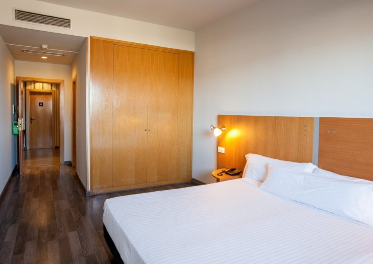 Doble Hotel Porta de Gallecs Mollet del Vallés Doble Hotel Porta de Gallecs Mollet del Vallés