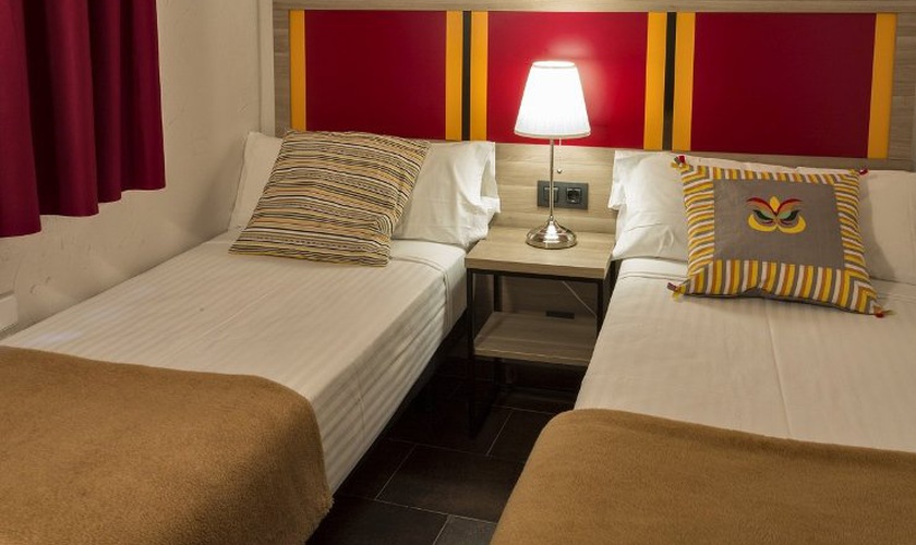 Apartamento 2 dormitorios (1-6 personas) Apartaments Ciutat Vella Barcelona Apartamento 2 dormitorios (1-6 personas) Apartaments Ciutat Vella Barcelona