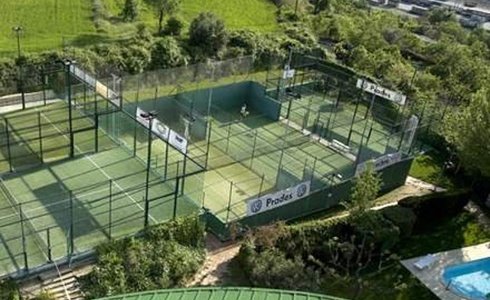 COMPLEJO DEPORTIVO Hotel Ciutat de Granollers en Granollers COMPLEJO DEPORTIVO Hotel Ciutat de Granollers en Granollers