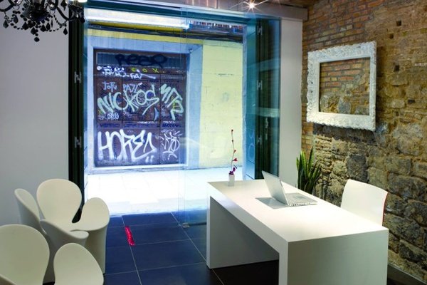 CHECK IN & OUT Apartaments Ciutat Vella Barcelona CHECK IN & OUT Apartaments Ciutat Vella Barcelona
