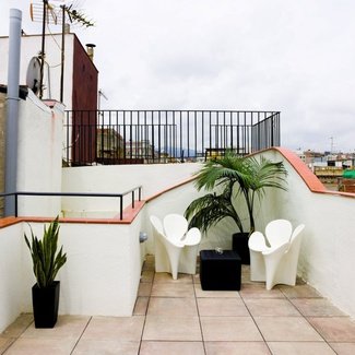 TERRAZA SOLÁRIUM CiutatHotels Apartaments Ciutat Vella Barcelona TERRAZA SOLÁRIUM CiutatHotels Apartaments Ciutat Vella Barcelona