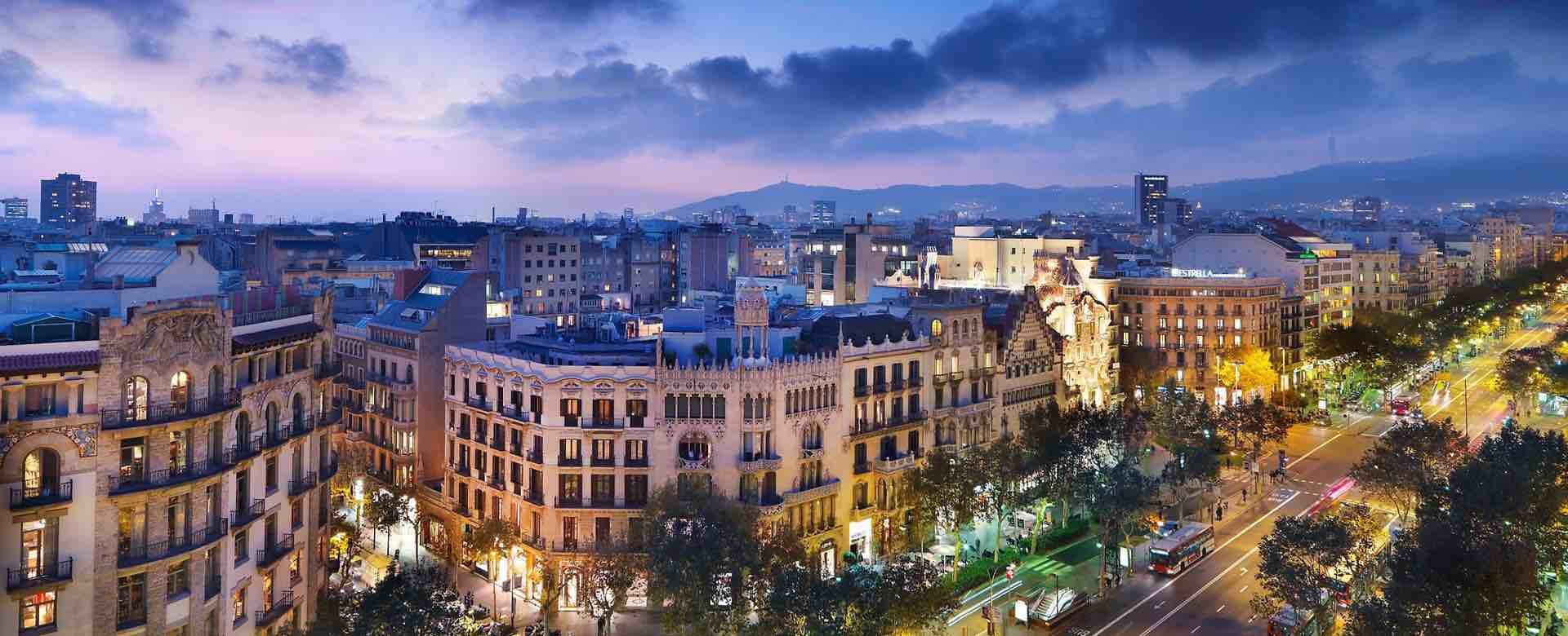 NUESTROS HÉROES CiutatHotels NUESTROS HÉROES CiutatHotels
