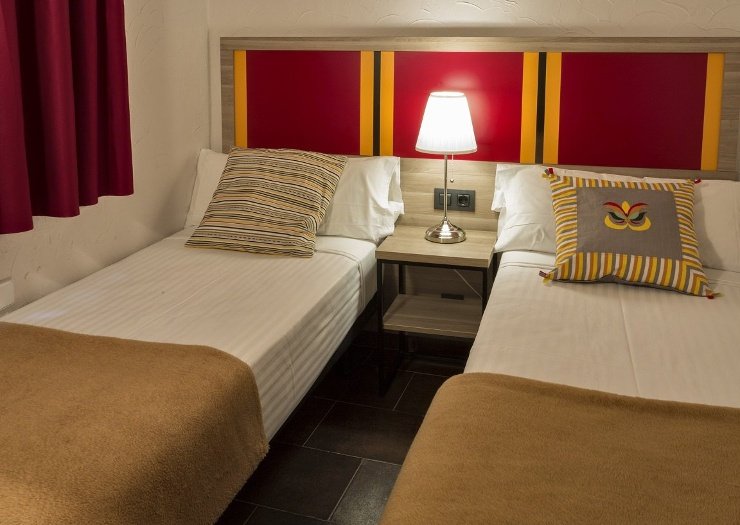 Apartamento 2 dormitorios (1-6 personas) Apartaments Ciutat Vella Barcelona Apartamento 2 dormitorios (1-6 personas) Apartaments Ciutat Vella Barcelona