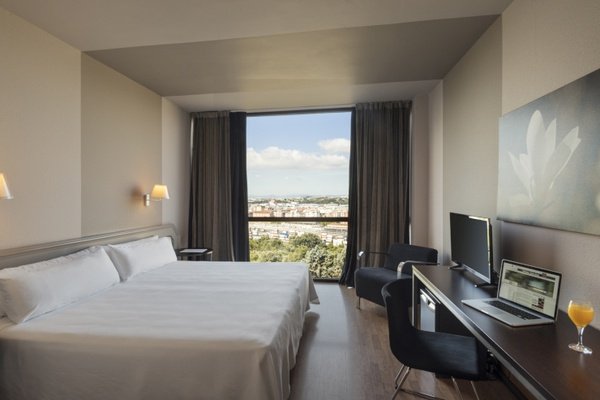 Doble Hotel Ciutat de Granollers en Granollers