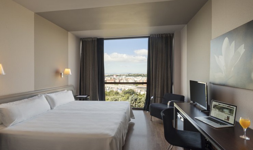 Doble Hotel Ciutat de Granollers Doble Hotel Ciutat de Granollers