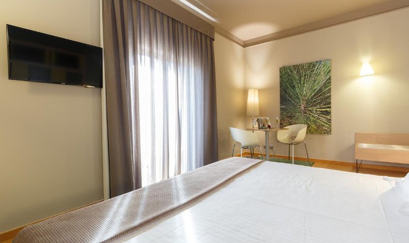 Habitación doble Hotel Ciutat Barcelona Habitación doble Hotel Ciutat Barcelona