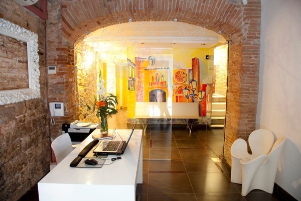 Recepción Apartaments Ciutat Vella en Barcelona Recepción Apartaments Ciutat Vella en Barcelona