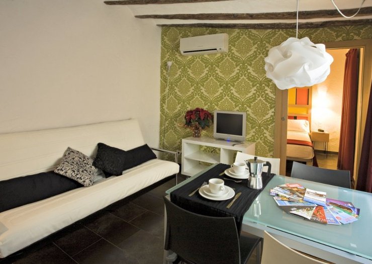 Apartamento 2 dormitorios (1-6 personas) Apartaments Ciutat Vella Barcelona Apartamento 2 dormitorios (1-6 personas) Apartaments Ciutat Vella Barcelona