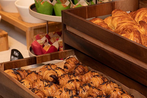 Desayuno buffete Hotel Ciutat Barcelona Desayuno buffete Hotel Ciutat Barcelona