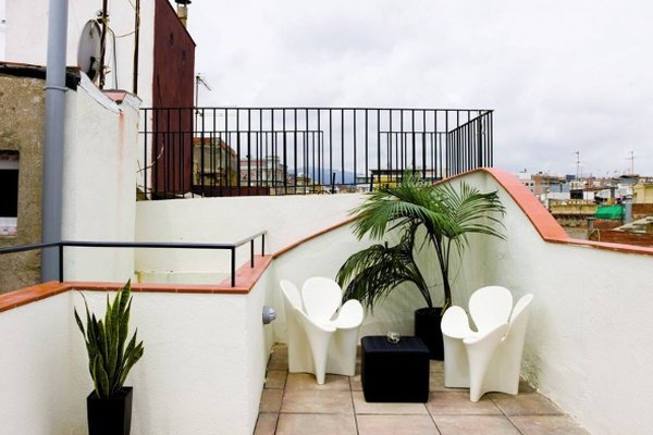 TERRAZA SOLÁRIUM Apartaments Ciutat Vella Barcelona TERRAZA SOLÁRIUM Apartaments Ciutat Vella Barcelona