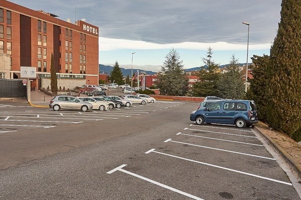 GARAJE GRATIS Hotel Ciutat de Granollers Granollers GARAJE GRATIS Hotel Ciutat de Granollers Granollers