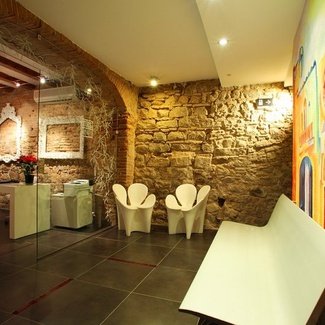 GUARDA EQUIPAJES CiutatHotels Apartaments Ciutat Vella Barcelona GUARDA EQUIPAJES CiutatHotels Apartaments Ciutat Vella Barcelona