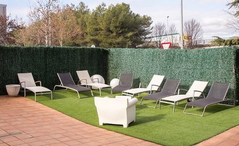 TERRAZA SOLARIUM Hotel Porta de Gallecs en Mollet del Vallés TERRAZA SOLARIUM Hotel Porta de Gallecs en Mollet del Vallés