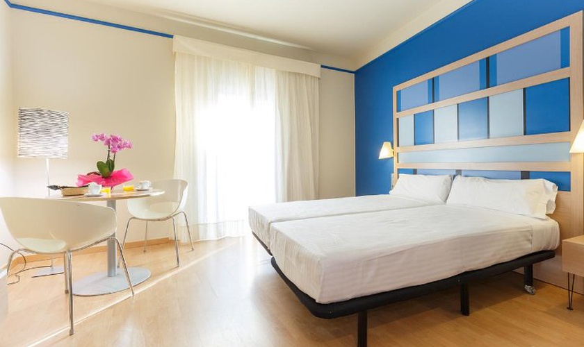 Habitación doble Hotel Ciutat Barcelona Habitación doble Hotel Ciutat Barcelona