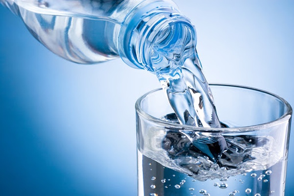 Agua gratuita para clientes loyalty Hotel Ciutat Barcelona Agua gratuita para clientes loyalty Hotel Ciutat Barcelona